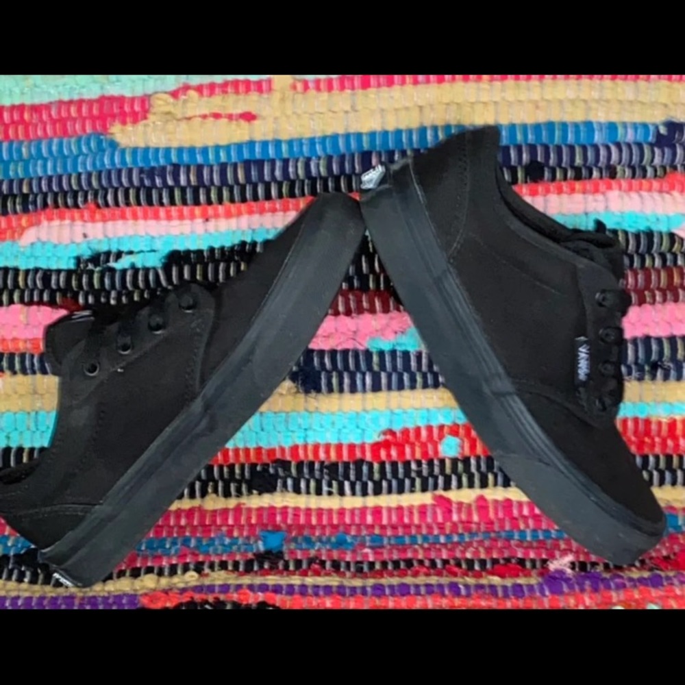 Vans - Picture 2 of 3